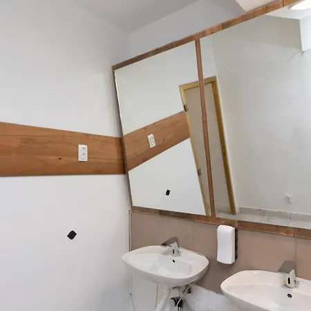 Terazije Hostel *
